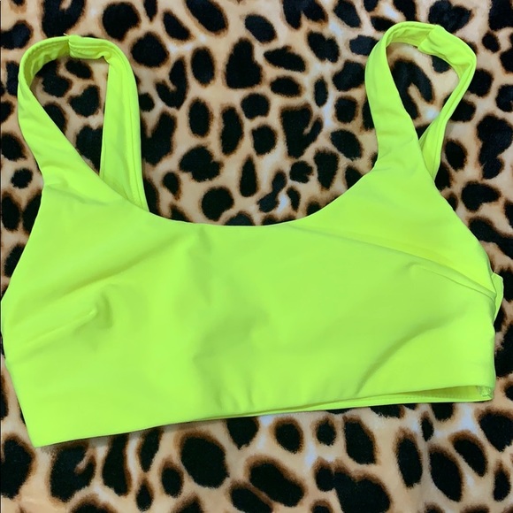 Bikini top 👙 🎾 - Picture 2 of 3